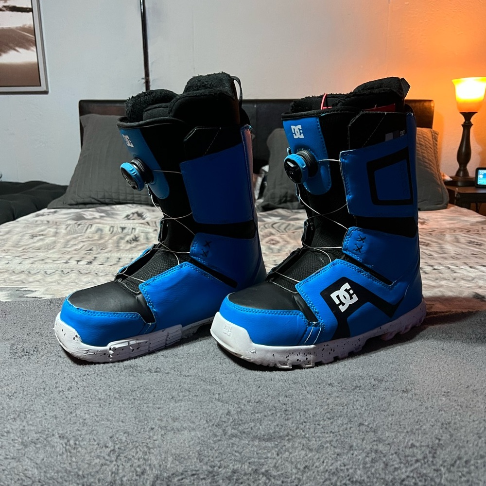 DC Scout BOA Snowboard Boots Mens Size 9